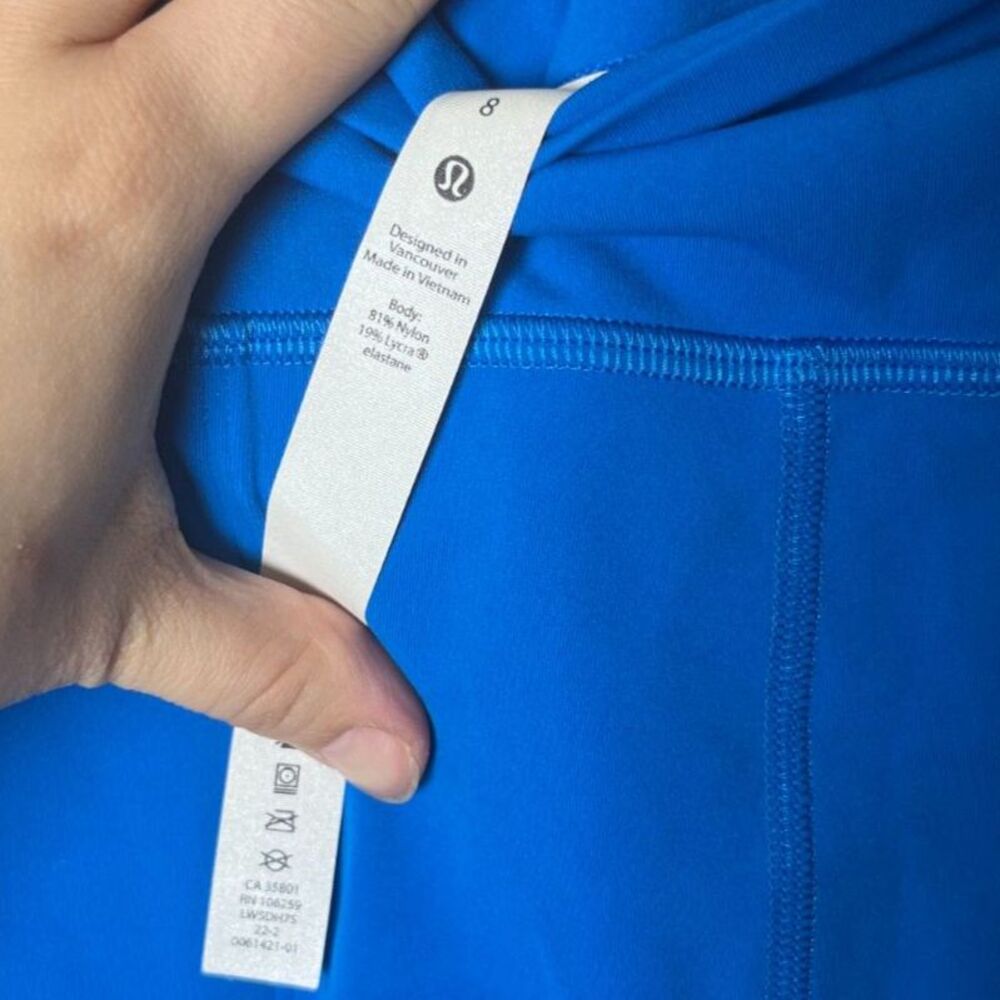 Lululemon High Rise Align w/ pockets crop leggings buttery soft size 8 - Picture 6 of 9